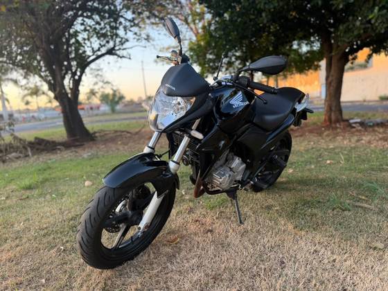 HONDA CB 300R HONDA CB 300R